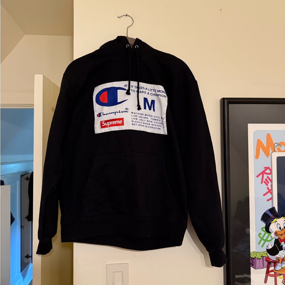 Supreme Black Sweatshirt Iconic Streetwear Essential